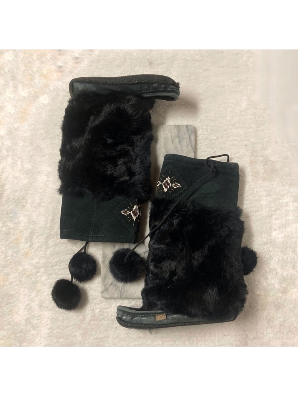 Laurentian Chief Moccasins Size 6 Shoes Black Suede Real Fur
